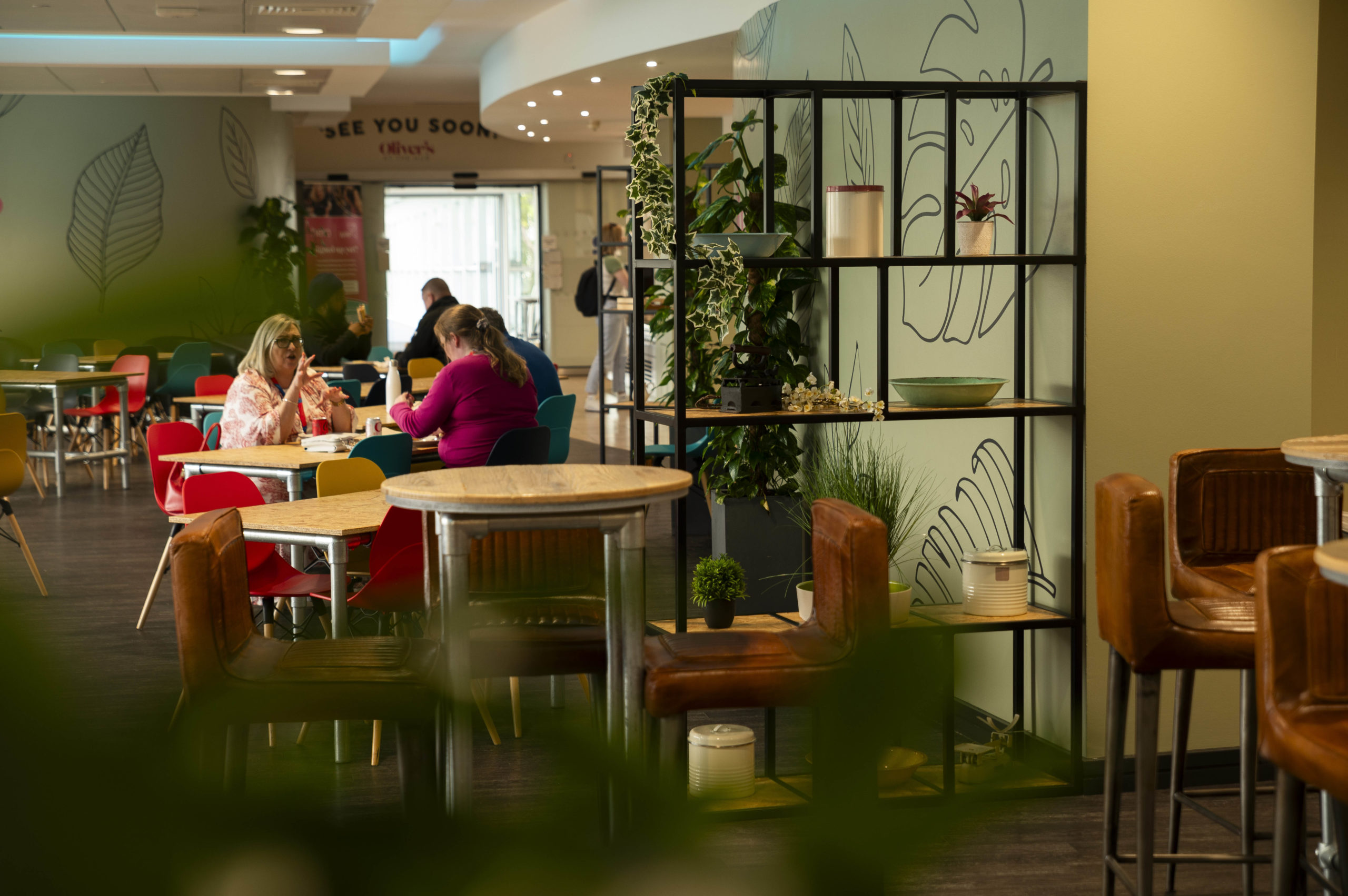 Olivers at The Hub